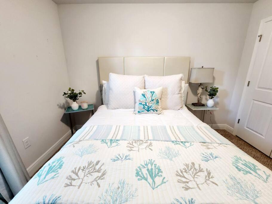 Coastal Oasis: 3br Townhome With Pool Near Pcb Attractions Holiday home *